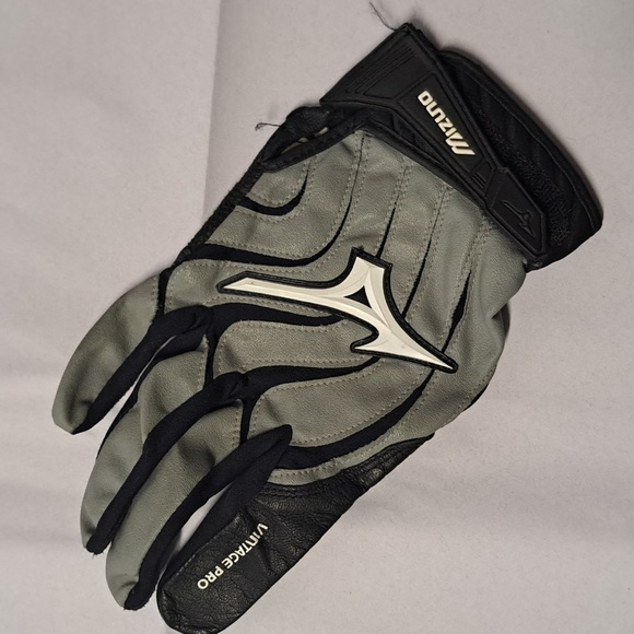 Mizuno Other - Mizuno Vintage pro right hand Baseball glove M